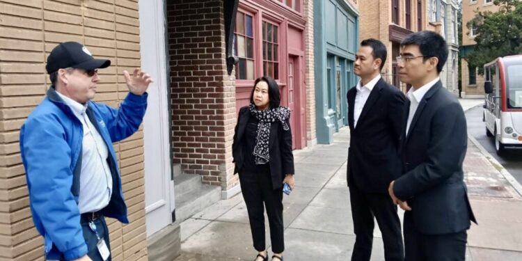 ป.ป.ส. ครบรอบ 49 ปี เดินหน้าภารกิจอันทรงเกียรติ มุ่งสู่สังคมไทยปลอดยาเสพติดอย่างยั่งยืนไทยรุกฮอลลีวูด! กรมการท่องเที่ยวบุก MPA–5 สตูดิโดยักษ์ ดัน Cash Rebate 30% ล่า “กองถ่ายพันล้าน” เข้าไทยป.ป.ส. ครบรอบ 49 ปี เดินหน้าภารกิจอันทรงเกียรติ มุ่งสู่สังคมไทยปลอดยาเสพติดอย่างยั่งยืน