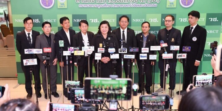 วช. เปิดเวทีเสวนา “สถานการณ์น้ำท่วม บรรเทาได้ด้วยวิจัยและนวัตกรรม” ชูองค์ความรู้งานวิจัยและนวัตกรรม บรรเทาวิกฤตอุทกภัย