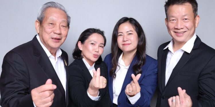 เปิดตัว CEO CONNEXT! สวนสุนันทาปักธงปั้นผู้นำการเมืองรุ่นใหม่ รวมตัวบิ๊กเนมทุกวงการ เขย่ากระดานอำนาจยุคใหม่