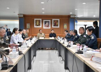 เลขาฯ ป.ป.ส. บุกหนองคาย! ผนึกกำลังไทย-ลาว ล่าข้ามชาติ กวาดนักค้ายา หนีหมายจับ ส่งกลับไทย 3 รายรวด