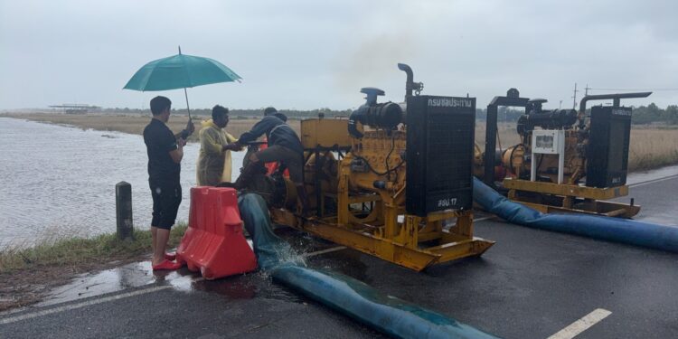 ชป.ทยอยปรับลดน้ำเจ้าพระยา ภาคใต้ฝนลดลง เร่งระบายน้ำคลี่คลายสถานการณ์