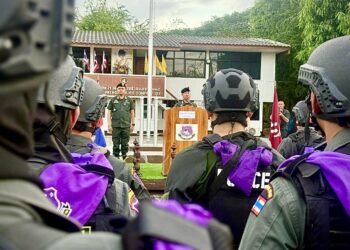 รอง ผบ.ตร. ลุยแนวรบชายแดน! ปลอบขวัญกำลังพล “ตชด.–ทหาร” ย้ำพร้อมปกป้องอธิปไตยไทยเต็มกำลัง