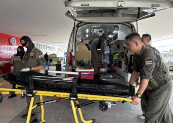 แนวหน้าไม่ถอย_แนวหลักก็ไม่ท้อ