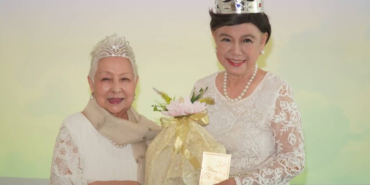 อลังการงานปีใหม่ “Angels in Paradise” ปีที่ 18 รวมพลังมิตรภาพสายสังคม–ธุรกิจ ใต้ร่มพระบารมี น้อมเสด็จสู่สวรรคาลัย