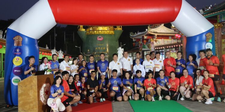 สมใจนึก – ยุทธนา นำสายมู “วิ่งเพื่อบุญ เสริมสุขภาพ” ที่ อุทยานวิหารเซียน ปากช่อง ครั้งที่ 1