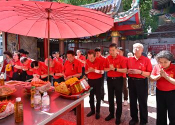 มูลนิธิป่อเต็กตึ๊ง จัดพิธีจุดเทียนเปิดงานเทศกาลง่วนเซียว ประจำปี 2569 ณ ศาลเจ้าไต้ฮงกง พลับพลาไชย กรุงเทพฯ