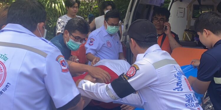 มูลนิธิป่อเต็กตึ๊งร่วมอำนวยความสะดวก จากเหตุเพลิงไหม้บ้านเรือนประชาชนภายในซอยพระรามที่ 6 ซอย 15