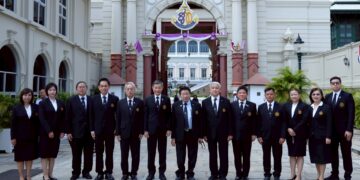 มูลนิธิป่อเต็กตึ๊ง ทูลเกล้าฯ ถวายแจกันดอกไม้และลงนามถวายพระพรชัยมงคล สมเด็จพระนางเจ้า ฯ พระบรมราชินี เนื่องในโอกาสพระราชพิธีมหามงคลเฉลิมพระชนมพรรษา 4 รอบ 3 มิถุนายน 2569 ณ ศาลาสหทัยสมาคม ในพระบรมมหาราชวัง กรุงเทพฯ