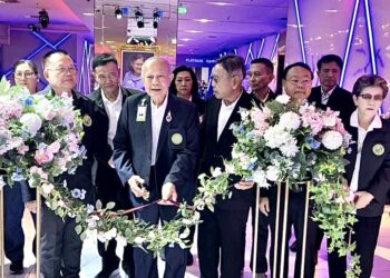 ‘พล.อ.จรัล’ ปิดฉากโบว์ลิ่งถ้วยพระราชทานฯ 41 ทีมดวลสนั่นพารากอน—หลอมรวมน้ำใจซับน้ำตาผู้ประสบภัยน้ำท่วม